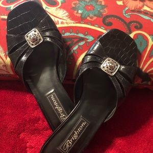 Bright Keira black sandals.